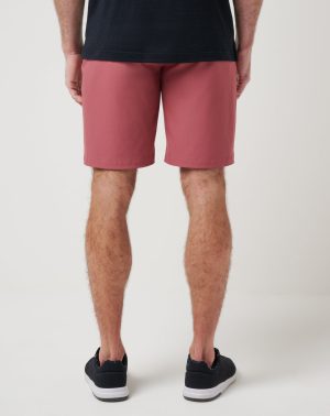 Wanderlust Short 9In