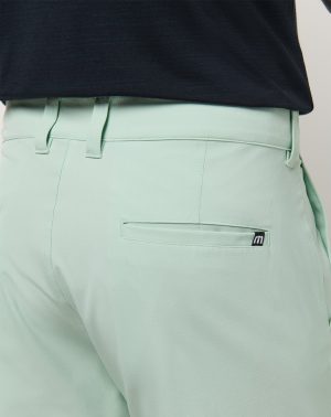 Wanderlust Short 9In