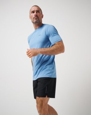 Wanderlust E-Waist Short 7.5In