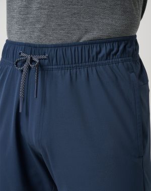 Wanderlust E-Waist Short 7.5In