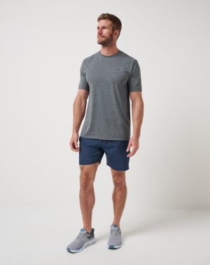 Wanderlust E-Waist Short 7.5In