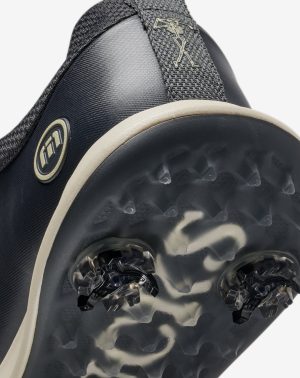 The Ringer 2 Golf Shoe