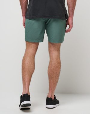 Baggage Claim Short 7In