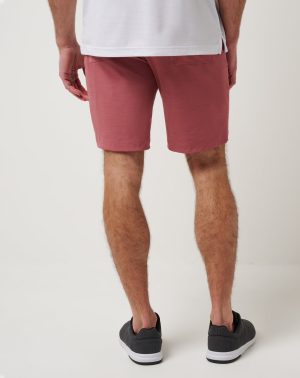 Travel Year Short 9In