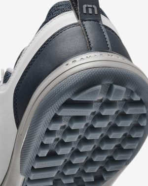 The Daily Pro Plus Golf Shoe