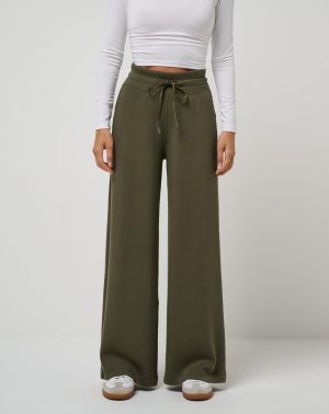 Skyloft Soft Wide Leg Pant