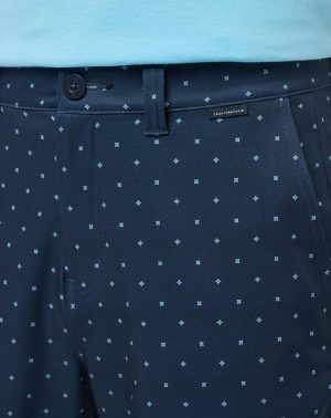 Standing Stones Short 9In